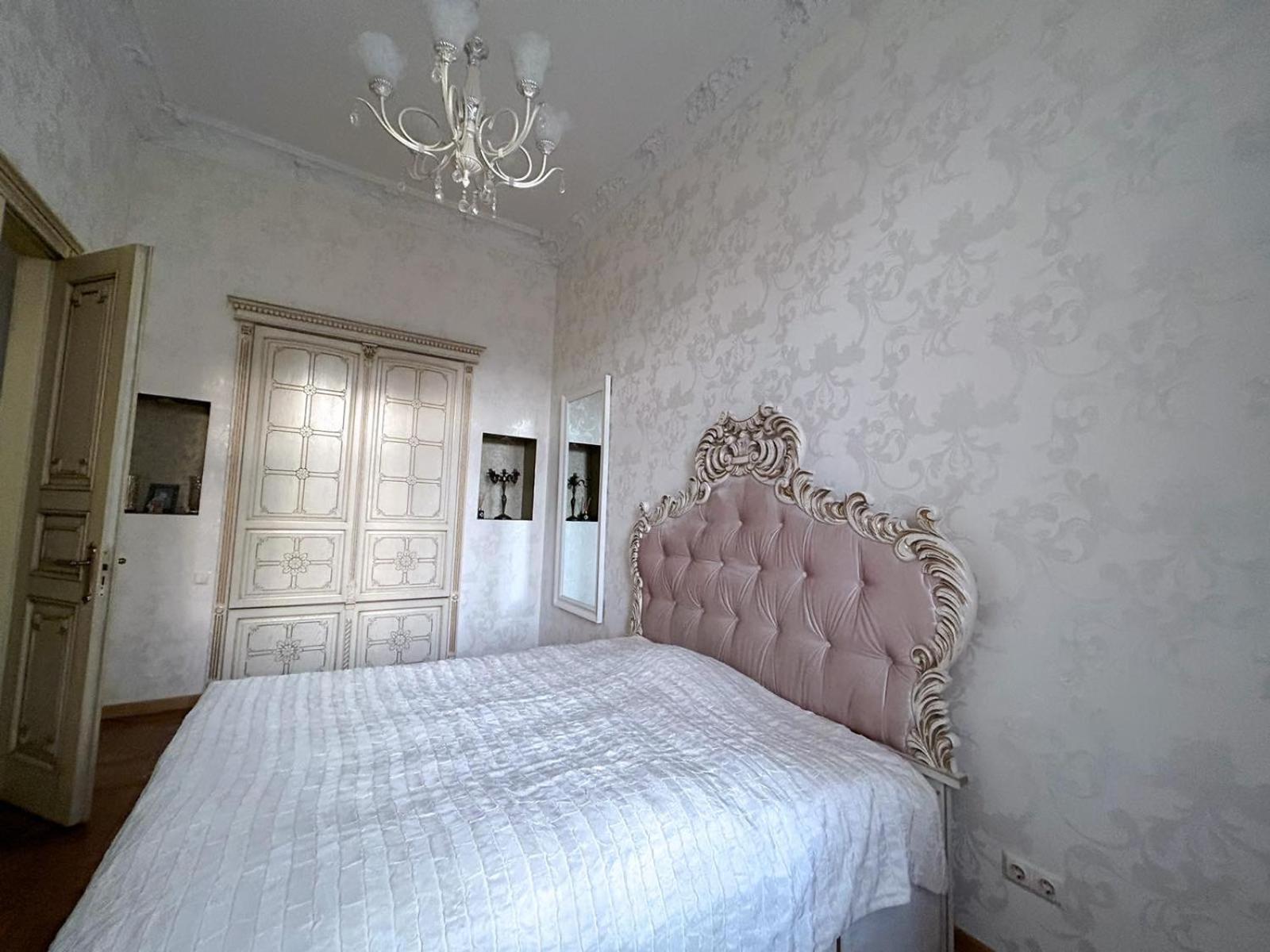 GoldenapartmentЛвив Екстериор снимка