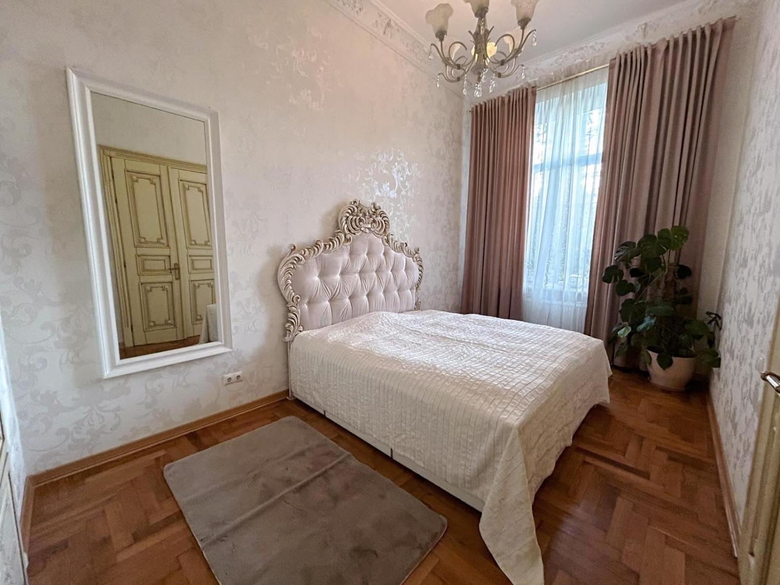 GoldenapartmentЛвив Екстериор снимка